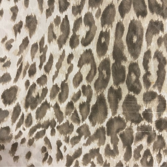 Chico's Animal Print Sheer Tunic Blouse Size L Brown Ivory Oversized Boxy Flowy - Picture 8 of 13